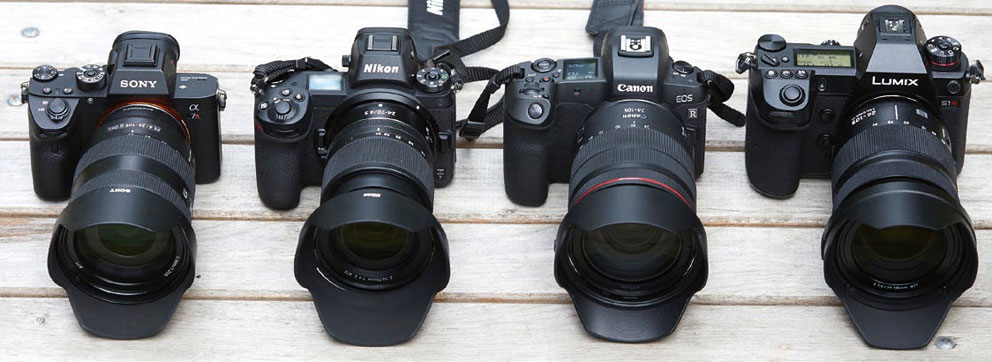 Vier DSLR-Kameras mit Augen-AF