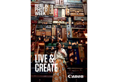 Plakat zur Berlin Photo Week mit Canon Logo