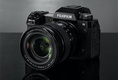 Fujifilm X-H2S