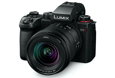 LUMIX S5II