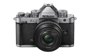 Nikon Zf in silbernewr Version